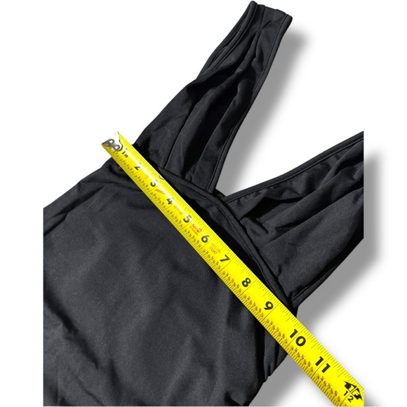 Unbranded Stretchy and Rouched on Sides Stylish Black V-Neck Bodycon Dress - Picture 13 of 16